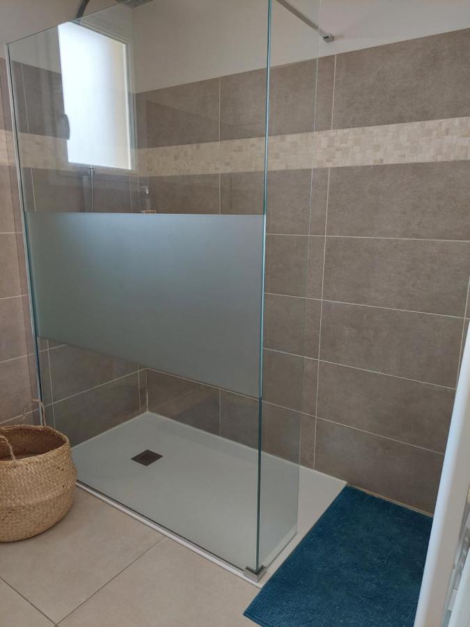 Magnifique suite familiale Nans-les-Pins Extérieur photo
