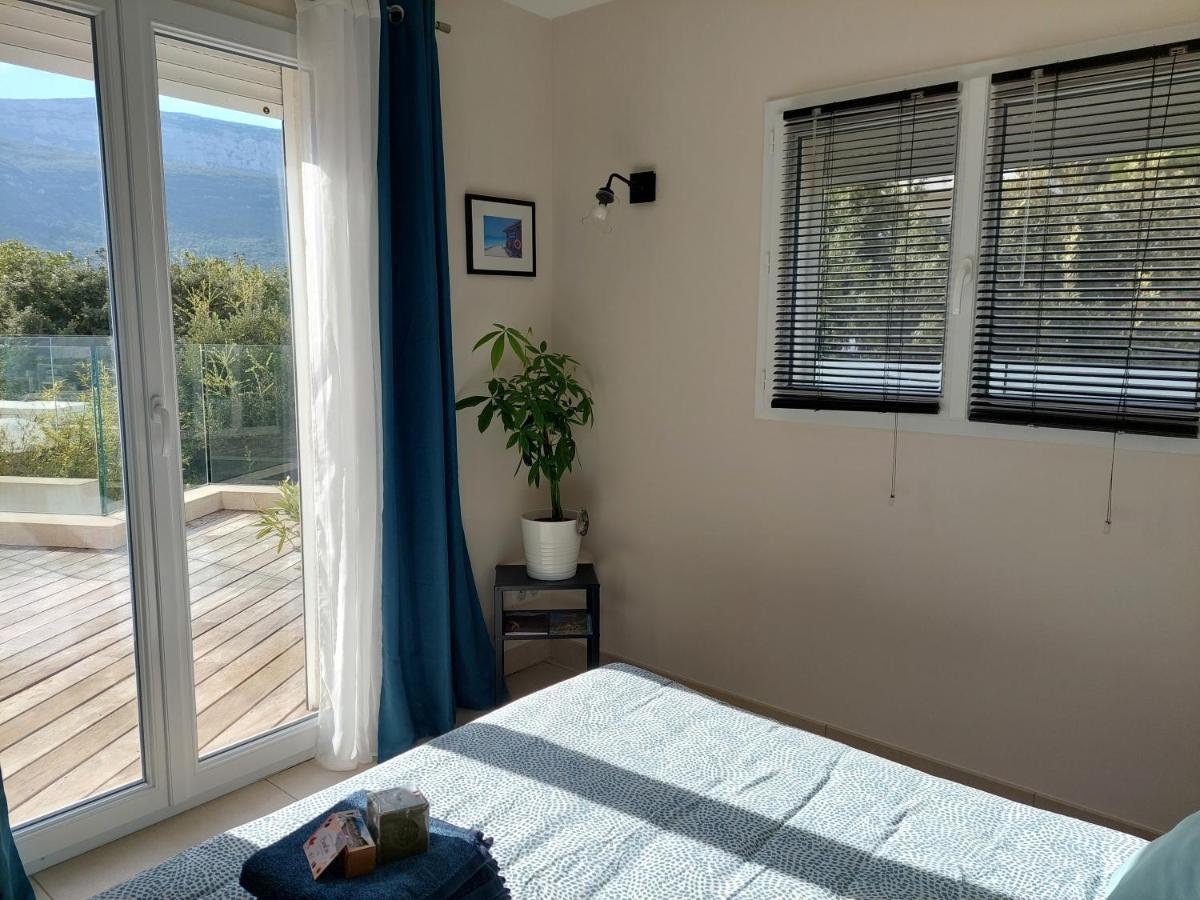 Magnifique suite familiale Nans-les-Pins Extérieur photo