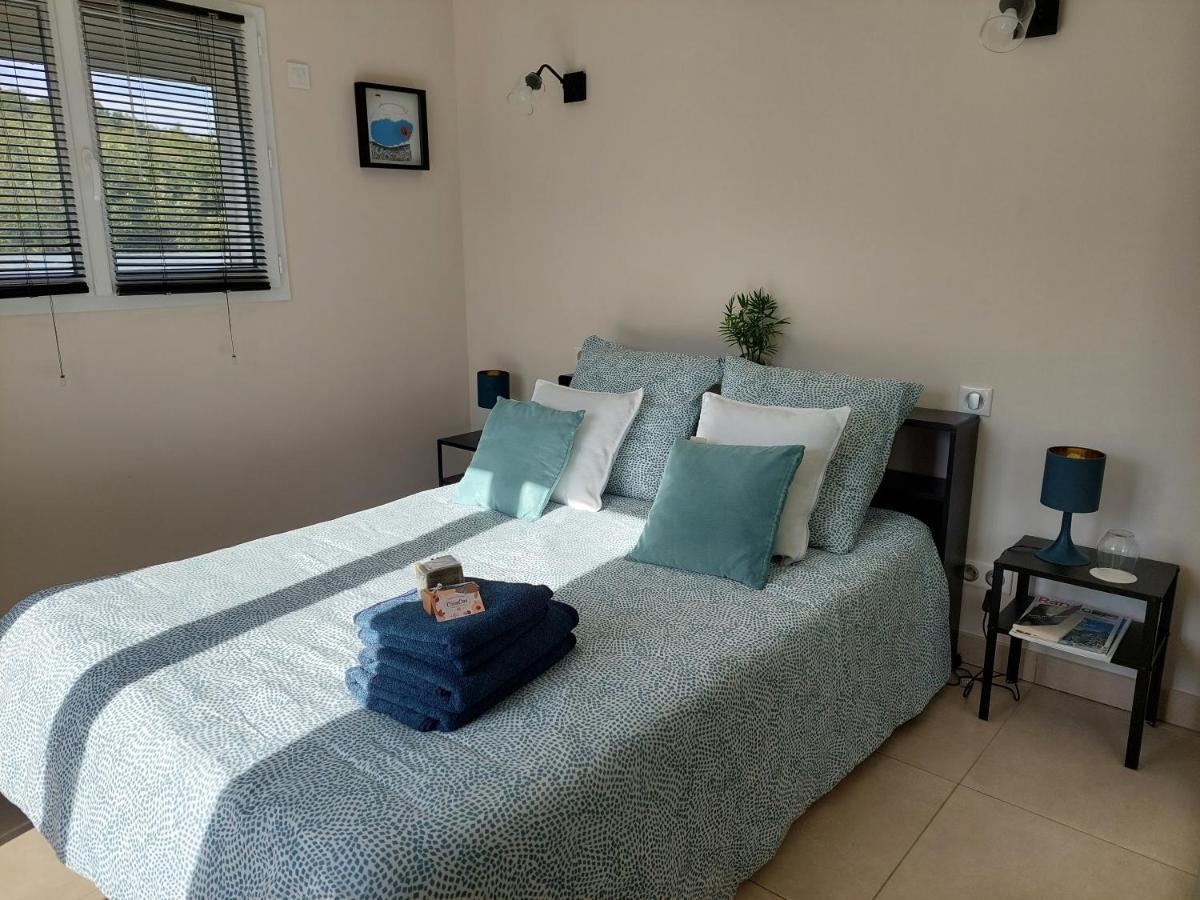 Magnifique suite familiale Nans-les-Pins Extérieur photo