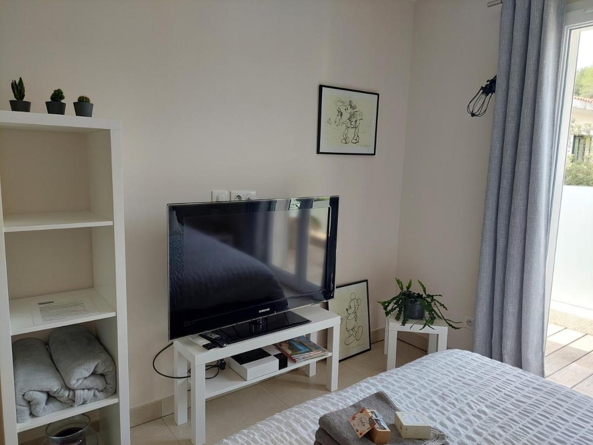 Magnifique suite familiale Nans-les-Pins Extérieur photo